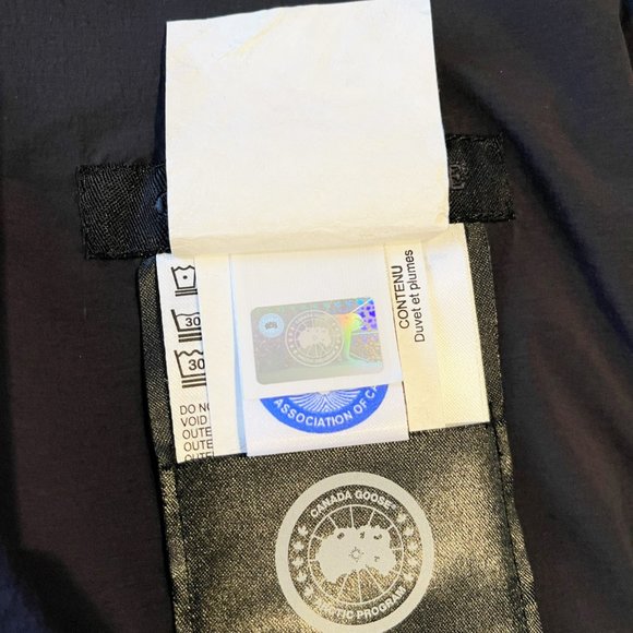 CANADA GOOSE Men's HyBridge CW Down Jacket Black Label - M - Picture 7 of 7